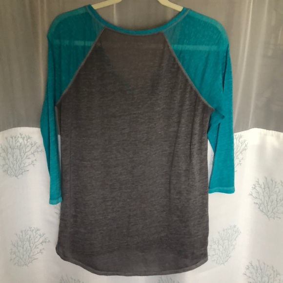 Arizona Jeans Raglan Tee - Picture 3 of 5